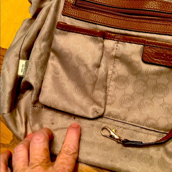 Preloved Michael Kors Shoulder Bag - Picture 6 of 8